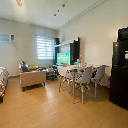 J & F Homestay - Cavite, Philippines Trece Martires Eksteriør bilde