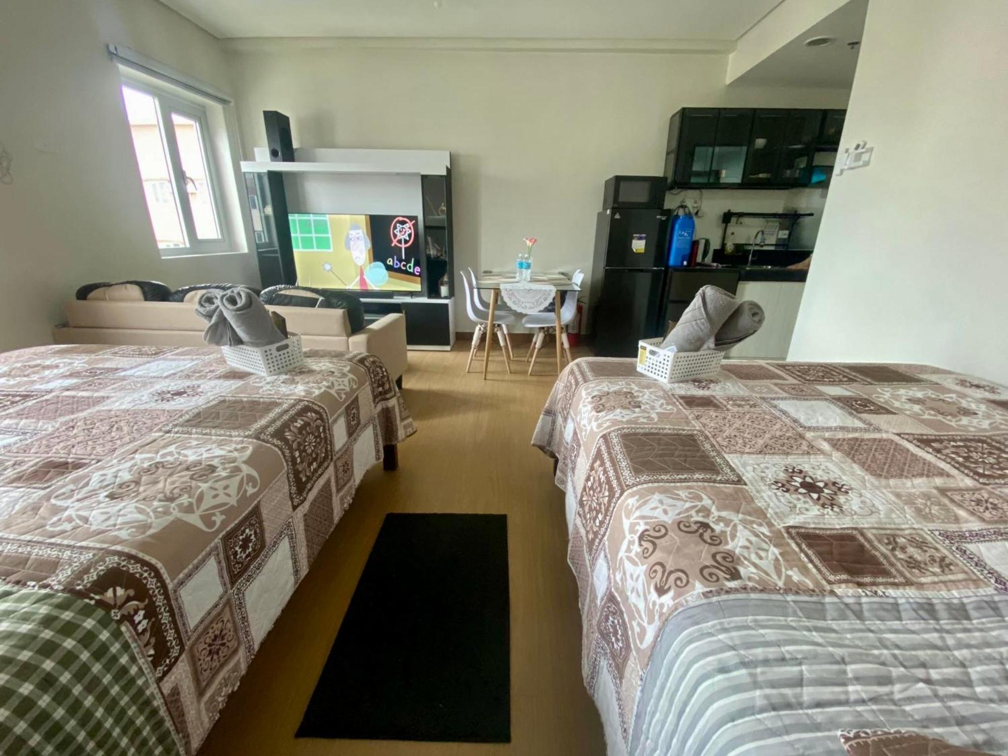 J & F Homestay - Cavite, Philippines Trece Martires Eksteriør bilde
